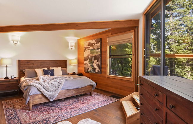 Snowshoe Cabin 3 Decks, BBQ & Hot Tub! - Foto 3