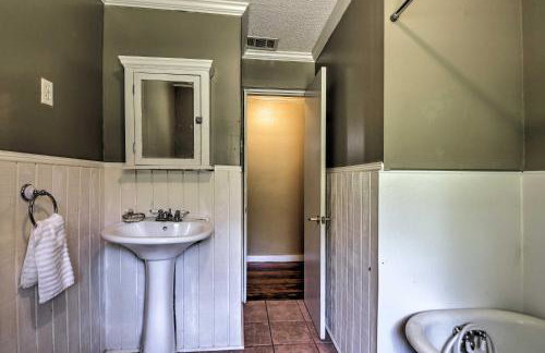 Secluded Baton Rouge Area Hideaway with Lawn! - Foto 14