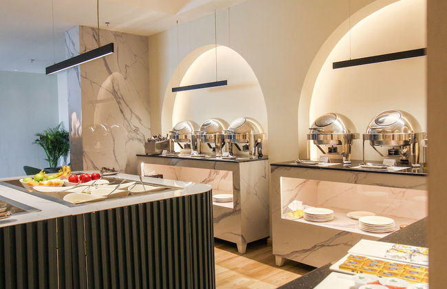 Friesian Hotel - Photo 70