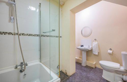 *G11H* for a cosy luxurious lovely stay + Free Parking + Free Fast WiFi perfect for work or pleasure* - Foto 27