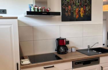 moderne Wohlfühlwohnung auf einem Dreiseitenhof - Photo 4