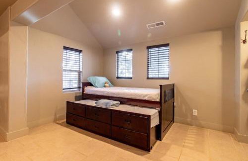 14 Guests 5BR 2BA At-Home Gym & Spacious Living - Foto 2