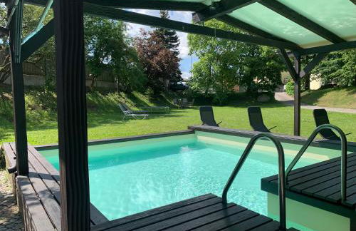 Villa mit Pool und Grillplatz in Regensburg - Foto 1