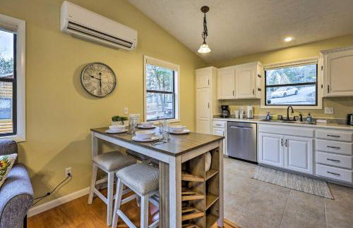 Lake Views Table Rock Lake Retreat with Fenced Yard - Photo 7