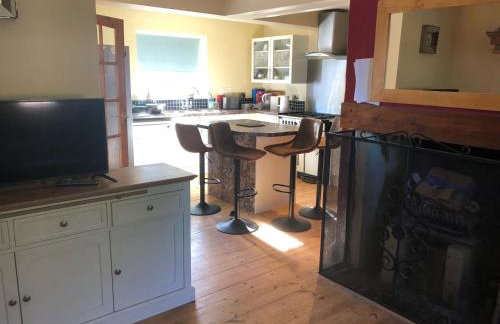 4 bedroom house walking distance to Silverstone C - Photo 5