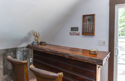 Rustic Lakehouse - Firepit & Funhouse - Foto 35