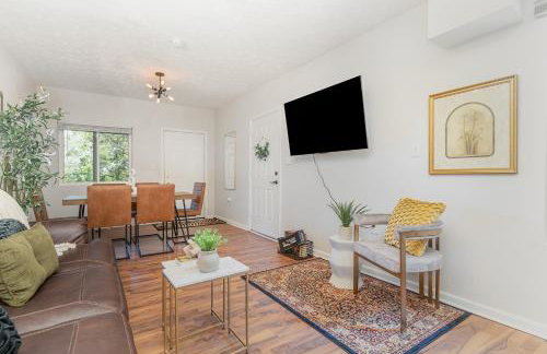 Amazing Downtown Views - 3 Minutes to Downtown! - Foto 5