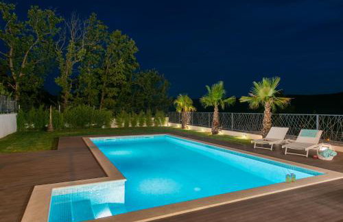 Villa Florinda with Pool and Prime Location near Split - Photo 62