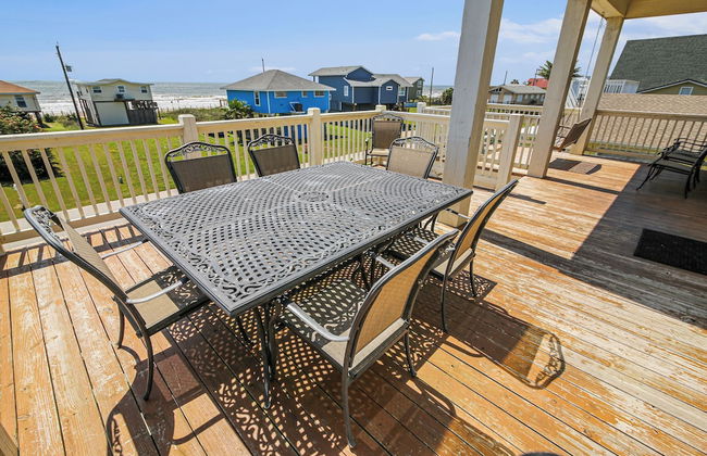 A Salty Kiss - Foto 24