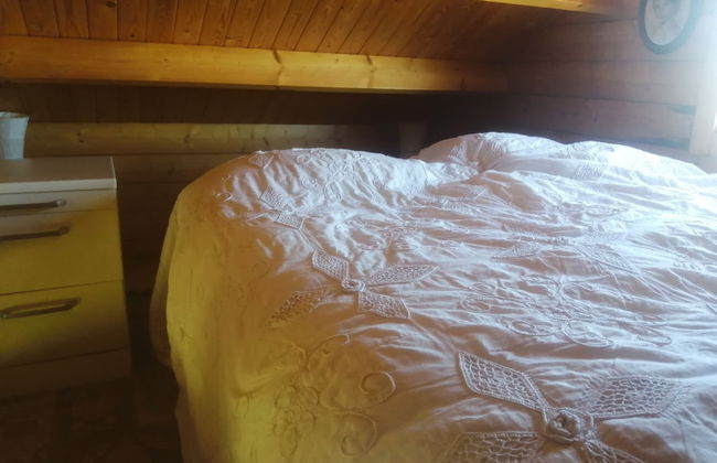 Rustic Log Cabin - Dog Friendly - Sleeps 2 - Views - Foto 3
