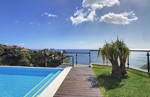 Villa Skylark - by LovelyStay - Foto 52