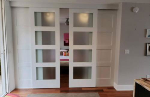 Couples Waterfront Getaway Near Beach And Trails - Foto 8