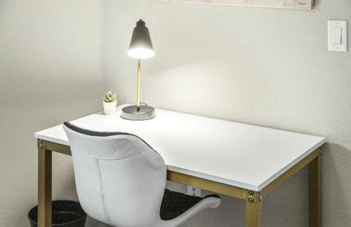 Designer Apt with Jacuzzi, Sky Lounge, Gym Access - Foto 36