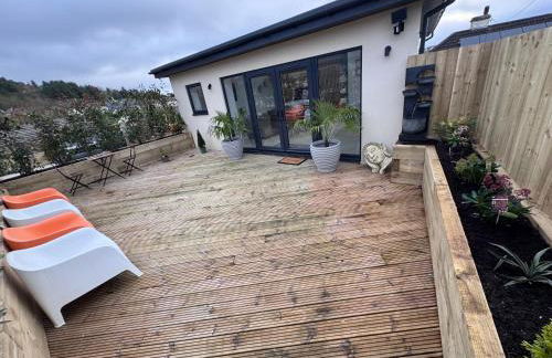 The Hide Away By The Garden Spa Stays - Hot Tub - Foto 22