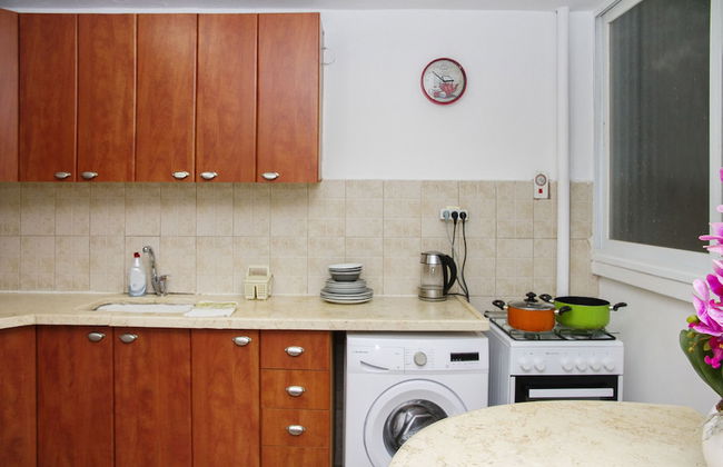 KAV Apartments - Near Assuta Korazim St - Photo 5