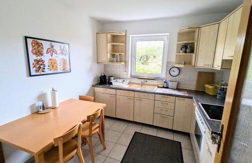 Moderne und Gemütliche Stadtnahe Wohnung - Foto 3