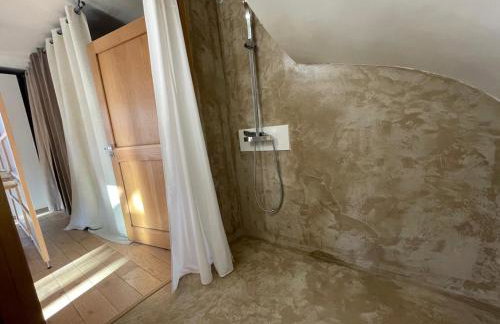 Glass and wood designer villa with garden in centertown - Foto 11