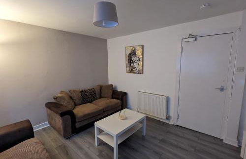 4 bedroom Townhouse Greenock - Photo 3