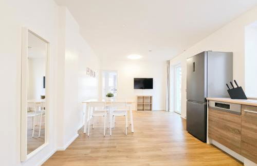 Tolstov Apartments - 1 Room Apartment - Balcony - 25 Min to Messe DUS - Foto 3