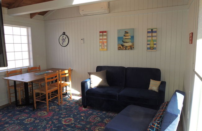 Shorelands Guest Resort and Cottages - Photo 30