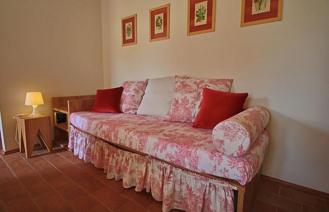 Cottage in Montelabbate With Pool & Forest - Photo 12