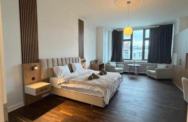 Jomi Stays - Kudamm - Foto 16