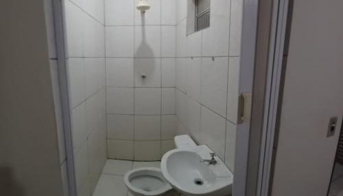 Casa grande e bem localizada - Foto 2