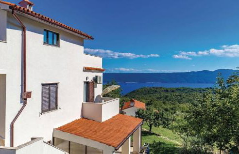 Cozy Home In Brsec With Wifi - Foto 2