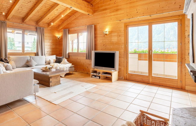 Charming Holiday Home in Maurach am Achensee - Foto 5