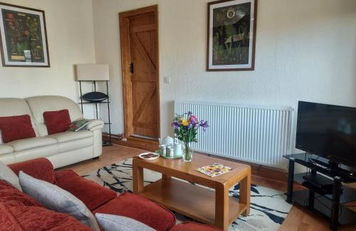 Farm Stay with animal experiences, 30 minutes to Exmoor & Beaches, Pet friendly, Outdoor heated pool, Games barn, fast WiFi and parking - Photo 67