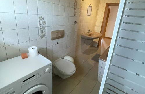 Fully equipped Apartment with Balcony in Duisburg - Photo 17