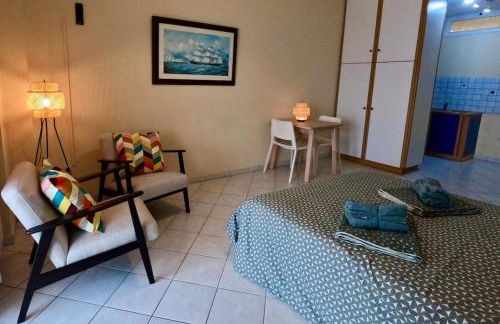 EviaXL Studios - Photo 3