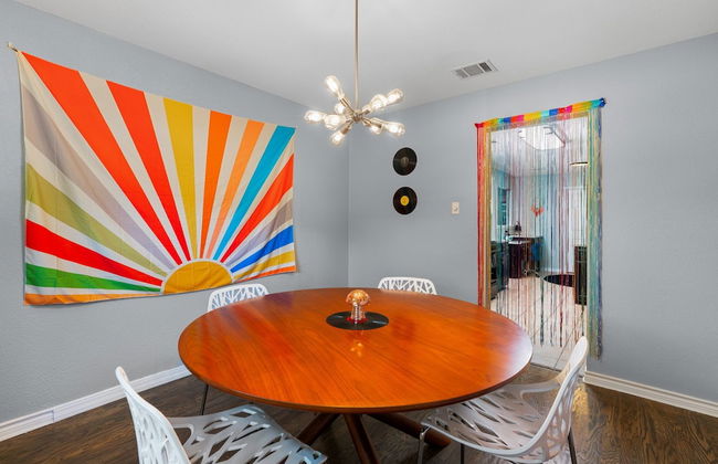 70s House Fun 6 Bedroom Pool Game Room - Foto 49