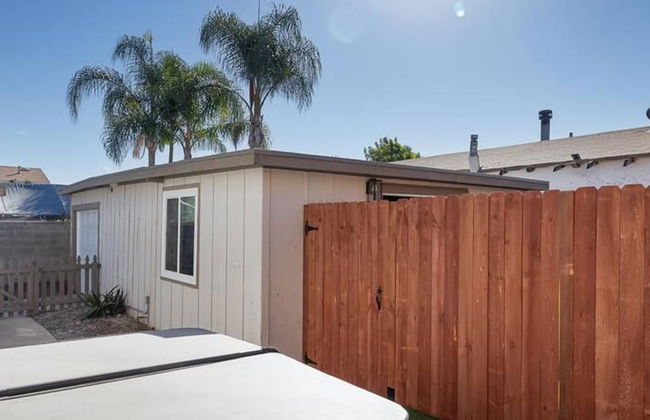 Cozy 2 BR Home With hot tub and Patio - Foto 37