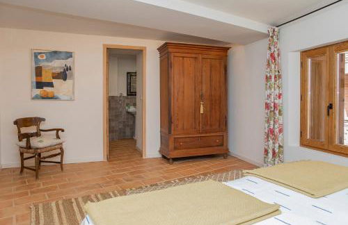 La Casa del Pasadizo elegante casona restaurada con piscina - Foto 14