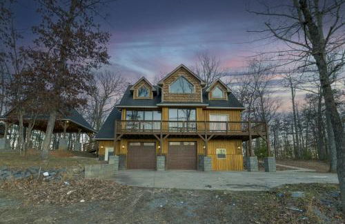 Ridgetop Hideaway 12-Guest Oasis with Hot Tub & Epic Views Near Winery Tours & Trails - Pets are allowed by request - Foto 29