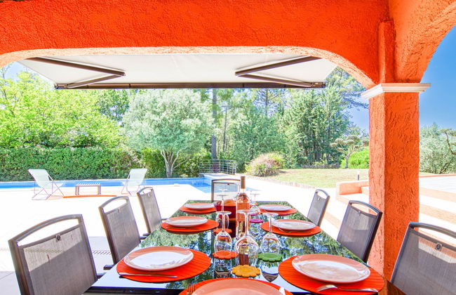 4 bedroom House in Bagnols-en-Forêt with private pool and garden - Photo 9