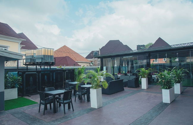 The Violets Hotel and Apartments - Foto 6