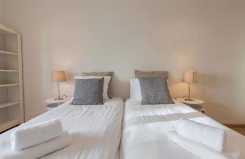 2 Bedroom Belem Wonder by LovelyStay - Photo 18