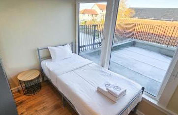 Bridge St 6 Bedroom House - Tranent - Foto 44