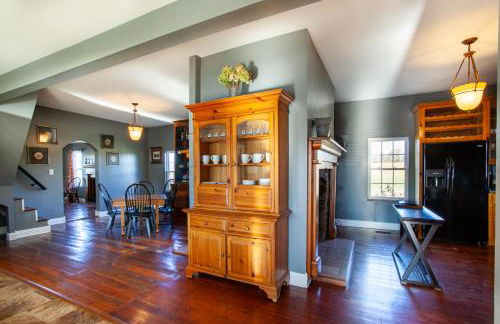 Peaceful Farm House - Quiet and Relaxing Getaway! - Foto 10