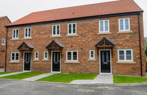 Short Stays, Free Parking, Contractors, Families - Large Home - Foto 6