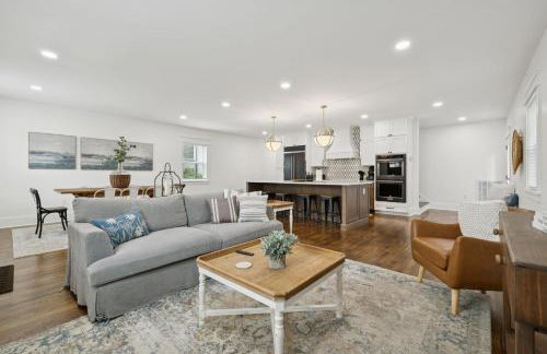 Nash Urban Oasis with Rooftop and Modern Amenities - Foto 12