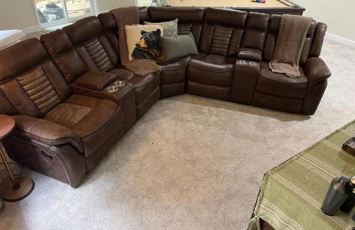 Helen, GA Bear Paw Haus 4 bdrm, sleeps 10, fire pit, pool table, on Golf course - Foto 18