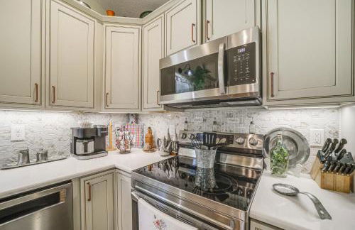 Serene Canton Vacation Rental with Mountain Views - Foto 9