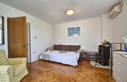 Stunning Home In Labin With Wifi - Photo 14