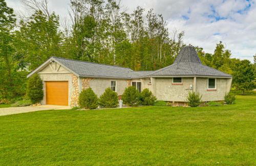 Lakefront Home - Private Dock, Fire Pit and Yard - Foto 22