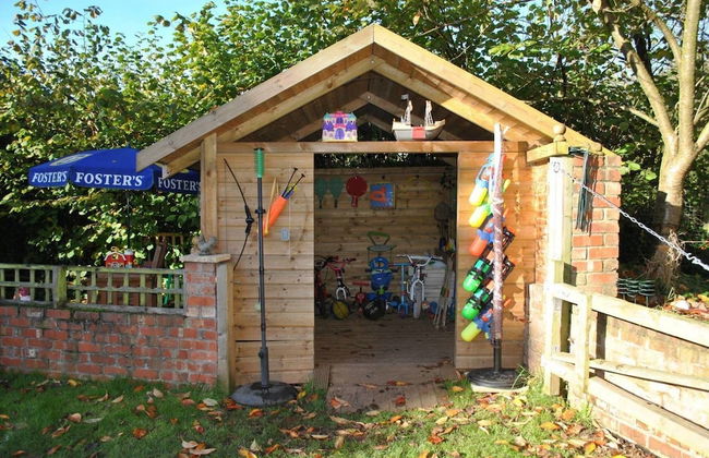 Squirrel Barn. Hi-spec. Hot tub & Wifi. Sleeps 14 - Foto 27