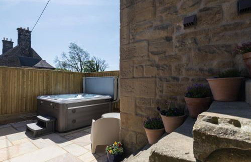 Country Cottage with Hot Tub - pre-heated for your arrival - Photo 4