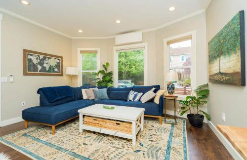 Remodeled 2-Bedroom Unit in Fremont w/ Luxe Bathrooms - Photo 12